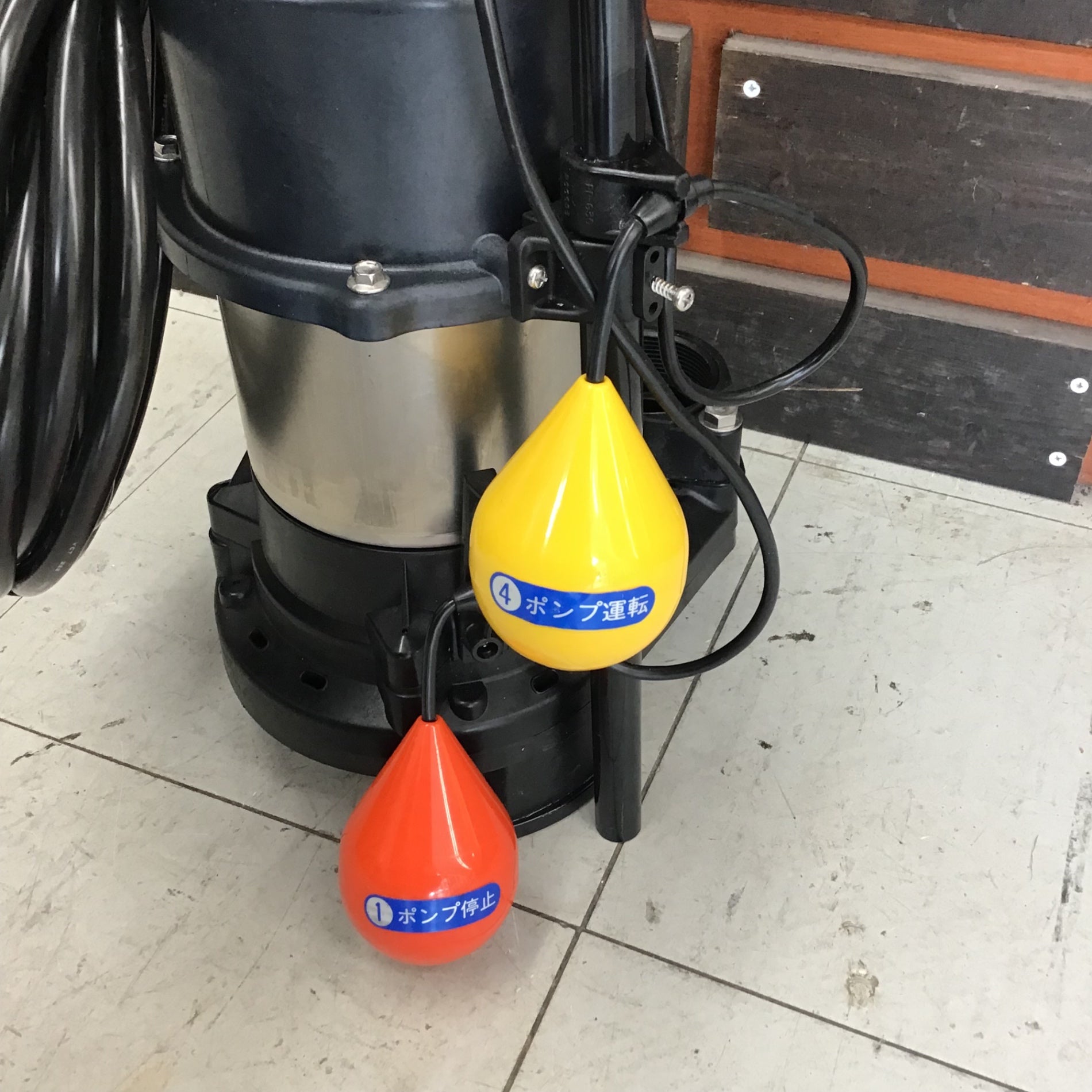 中古品】 新明和工業/SHINMAYWA 200V水中ポンプ・CRS501DT 【鴻巣店