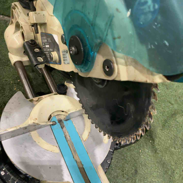 ★マキタ(makita) スライドマルノコ 165mm LS0611 動作確認済【川口店】