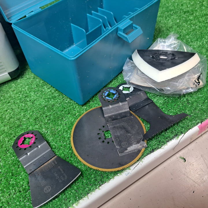 ☆マキタ(makita) コードレスマルチツール TM30DSH 鍵つきアタッシュケース付き！【岩槻店】