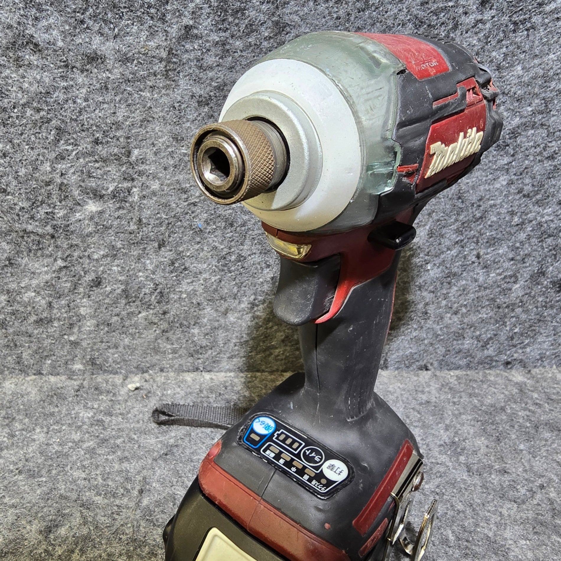 makita マキタ インパクトドライバ 18V 5.0Ah TD148DSP1 動作品