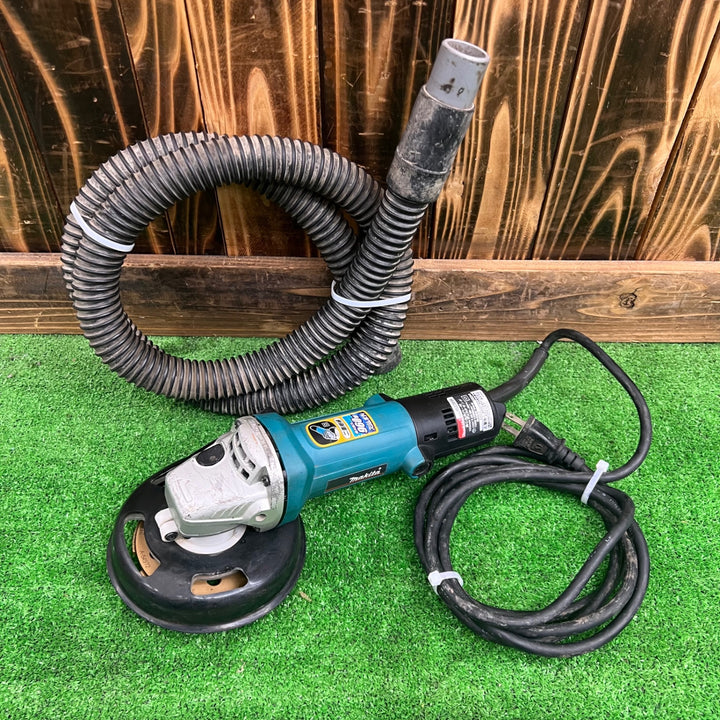 〇マキタ(makita) 集塵カバー付きディスクサンダ 9533BSK　ホース付き【桶川店】