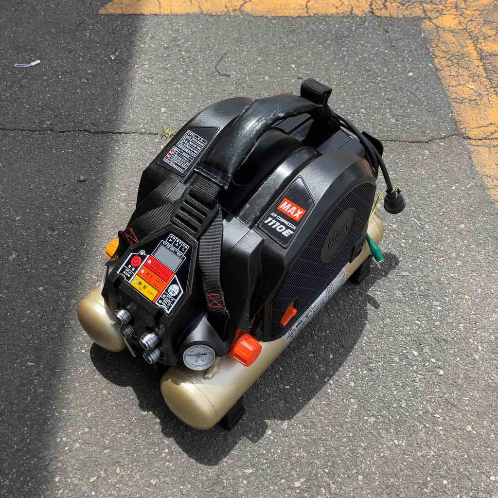 【中古品】 マックス/MAX 常圧高圧兼用エアコンプレッサー・AK-HL1110E 【桶川店】 中古品】 マックス/MAX 常圧高圧兼用エアコンプレッサー・AK-HL1110E