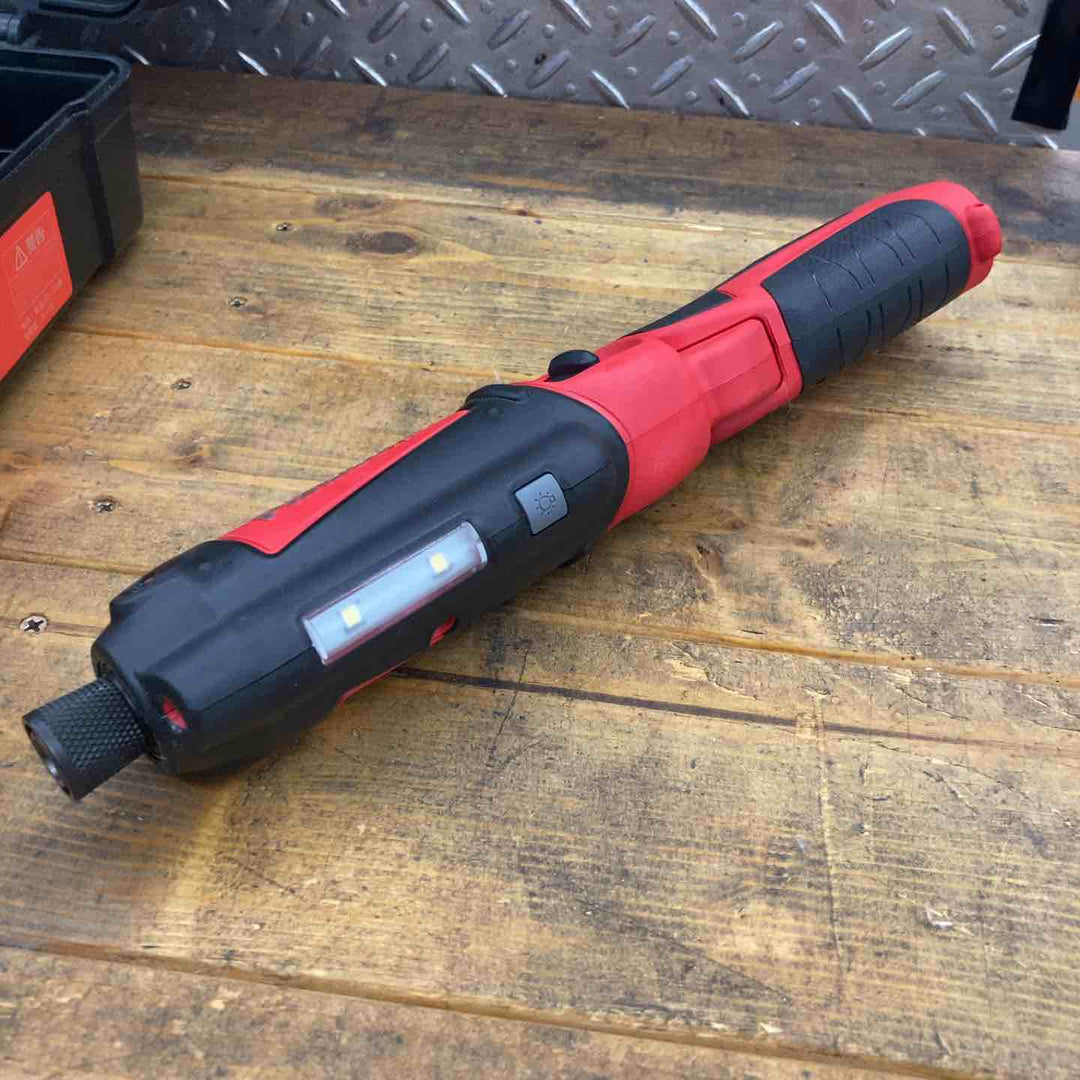 ◇パナソニック(Panasonic) スティックインパクトドライバ EZ7521LA1S-R レッド【所沢店】