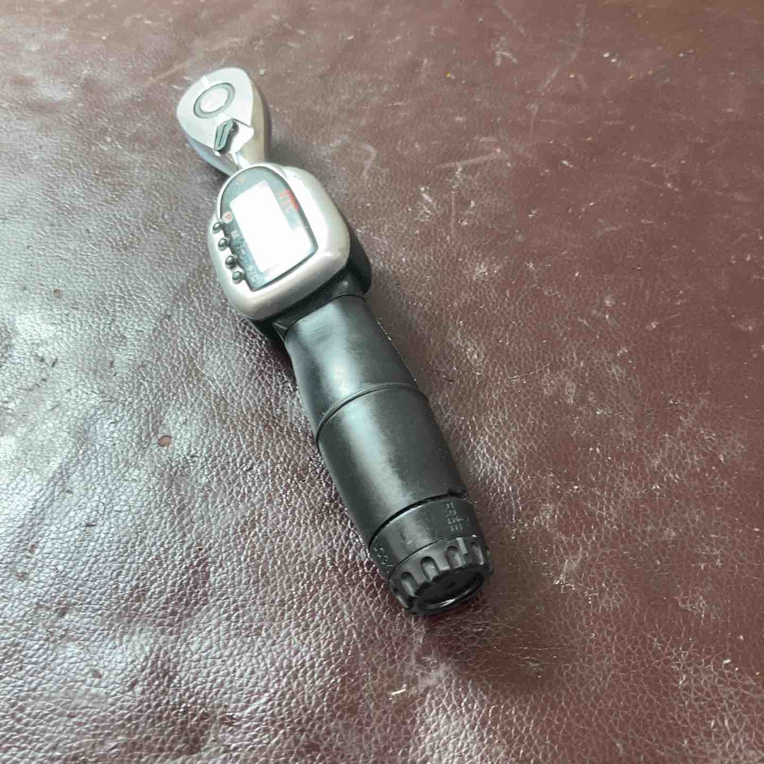 【中古品】京都機械工具(KTC) デジラチェ GWE3-060 デジタル式トルクレンチ【東大和店】