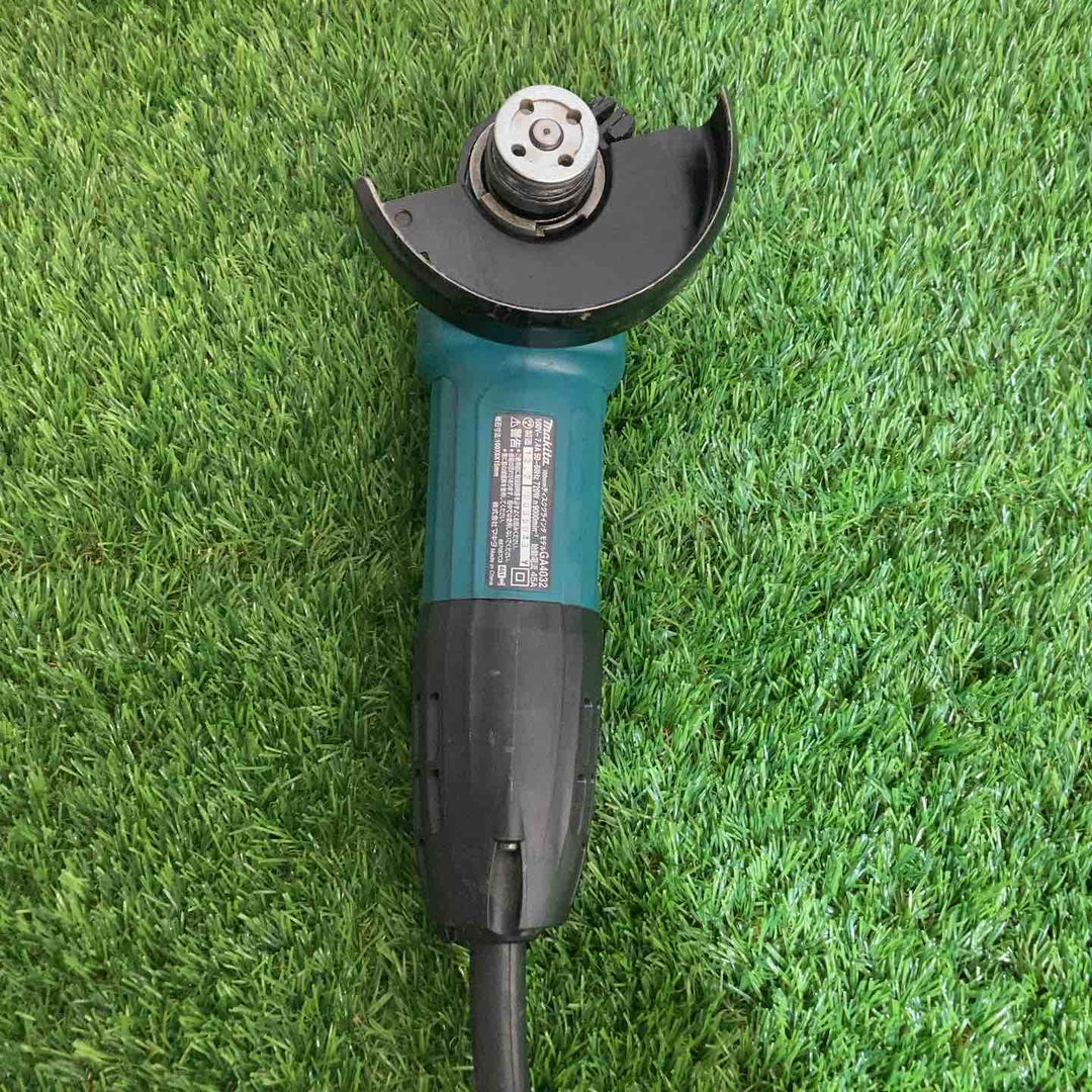 ☆マキタ(makita) 100mmディスクグラインダ GA4032 AC100V【戸田店】