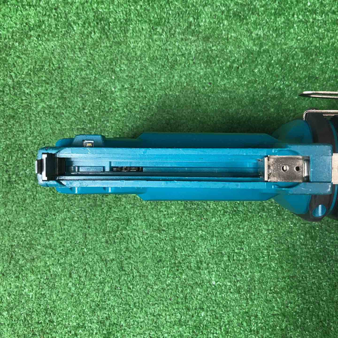 マキタ/makita 18V コードレスタッカ  ST112DZ RT線10mm幅 5.0Ahバッテリー1個付き【岩槻店】