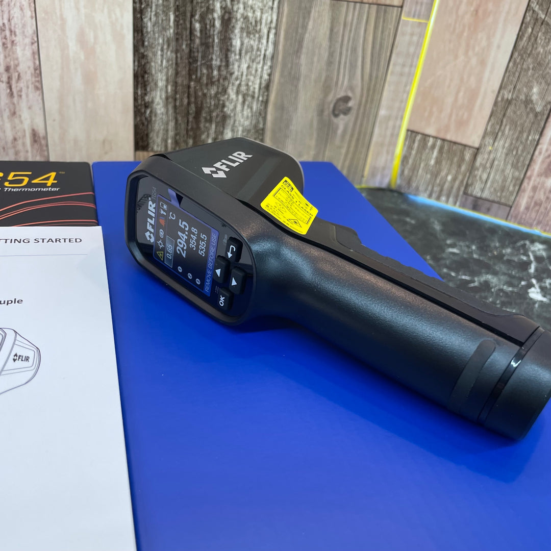 フリアーシステムズジャパン（株）　FLIR TG54 非接触式スポット放射温度計【八潮店】