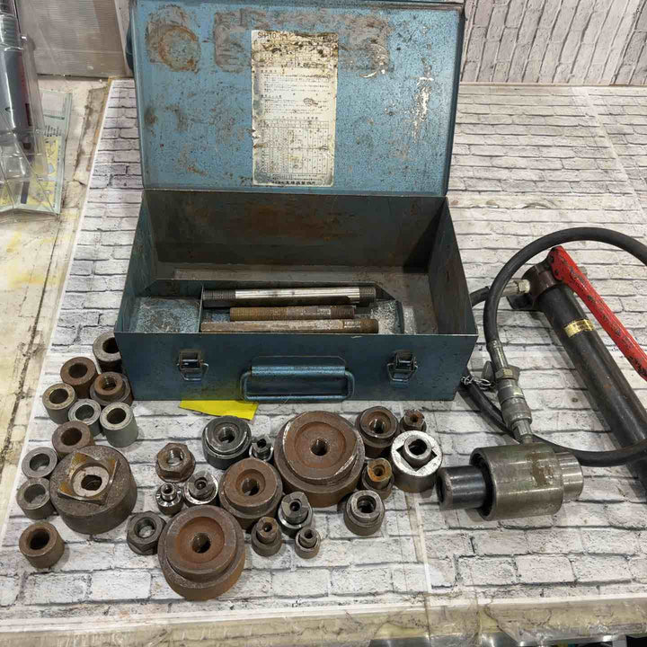◇泉精器(IZUMI) 分離型油圧式パンチャ SH-10-1(ポンプHP-180N付)【川口店】