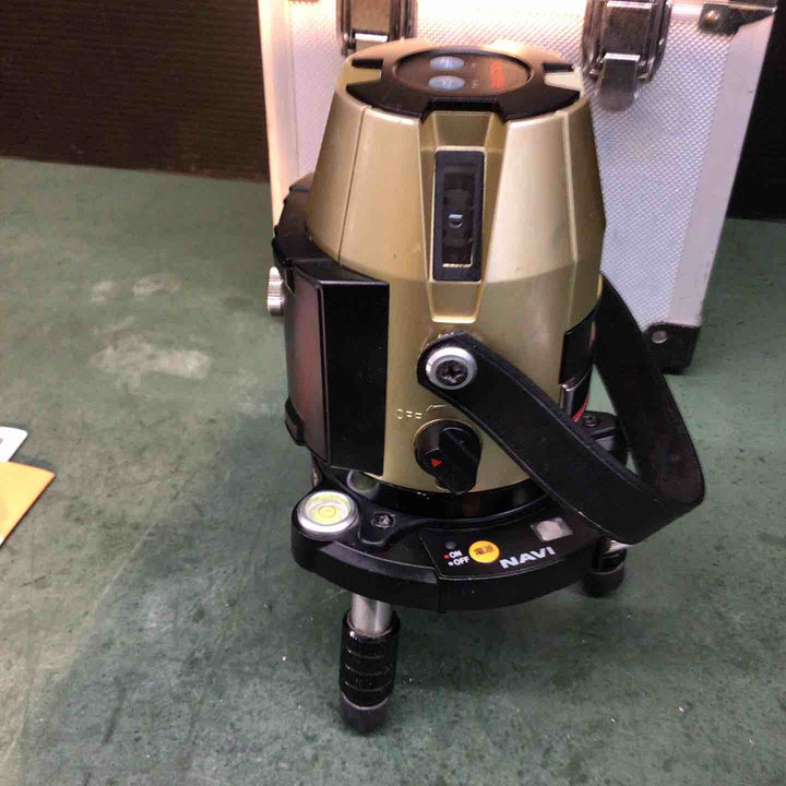 ◇タジマ(TAJIMA) レーザー墨出し器 GT5Z-Ni 矩十字・横 GT5Z-NI【戸田店】