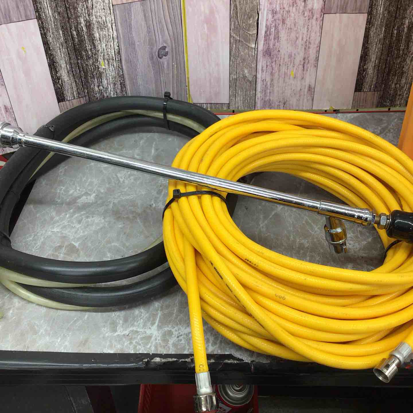 ◇工進(KOSHIN) 電動噴霧器 ガーデンスプレイヤー MS-252C [ショート