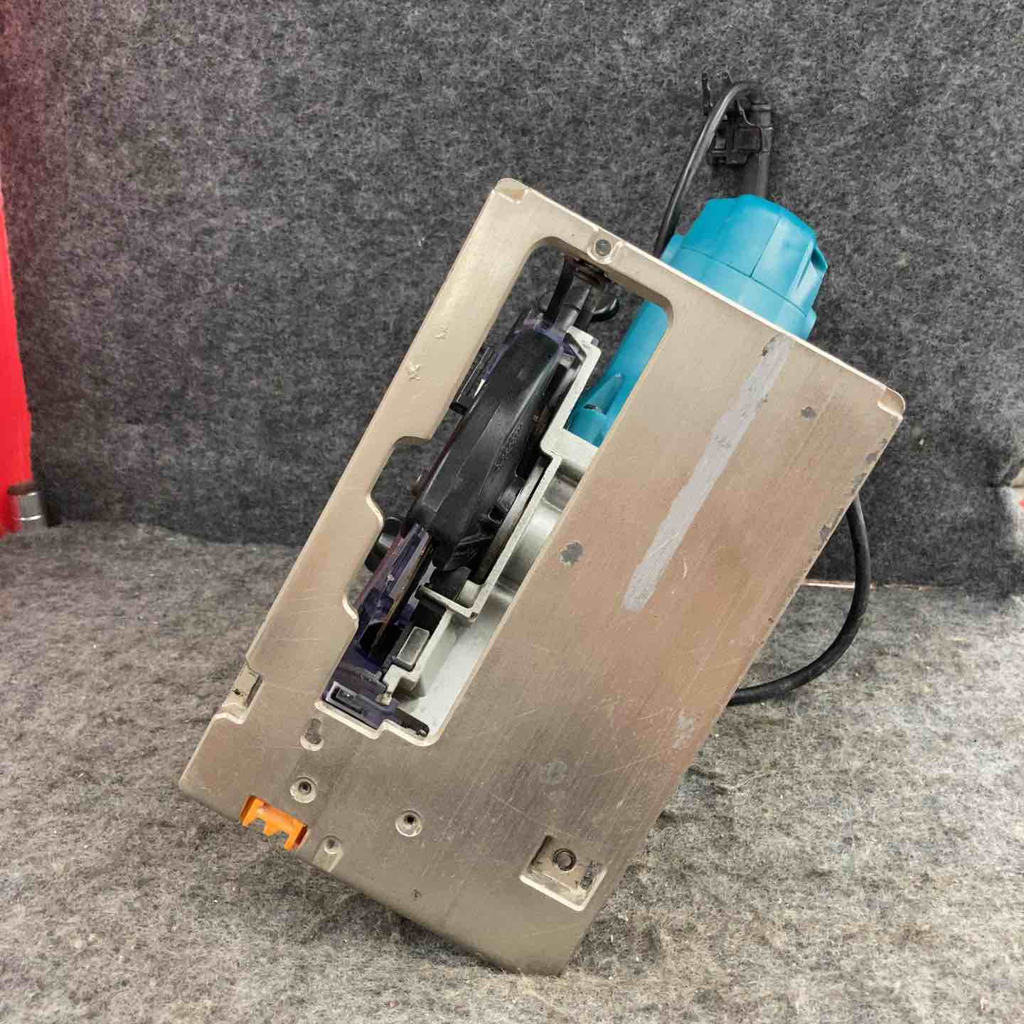 現状品】☆マキタ(makita) 125mm防じん丸のこ 5205FX【鴻巣店