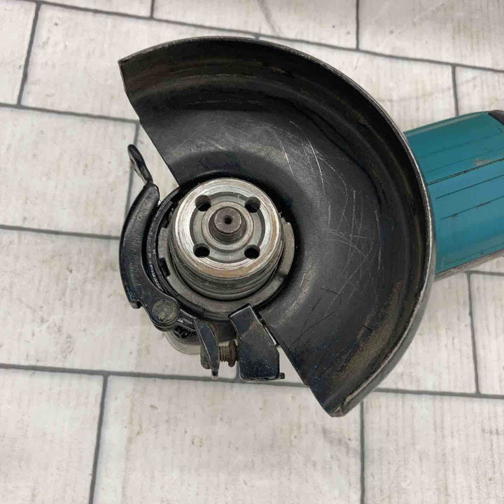 ☆マキタ(makita) 100mmコードレスディスクグラインダ GA404DZN (GA404DN)【所沢店】