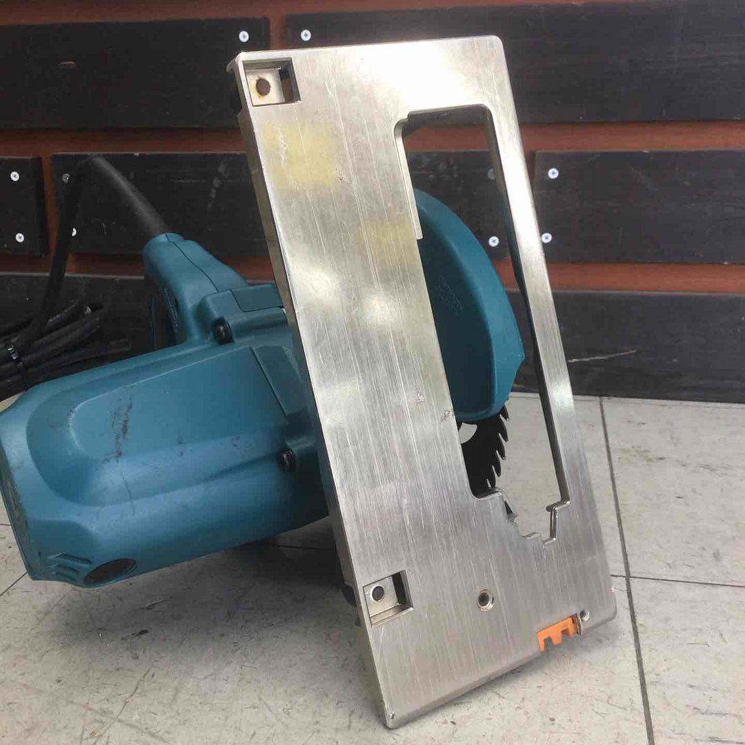 【中古品】 マキタ/makita 電気マルノコ 5637BA 【鴻巣店】