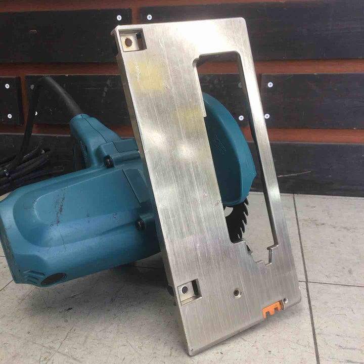 【中古品】 マキタ/makita 電気マルノコ 5637BA 【鴻巣店】