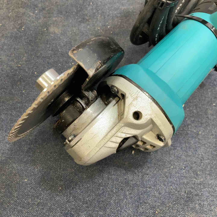 マキタ:100ミリディスクグラインダ 9533BL【八潮店】