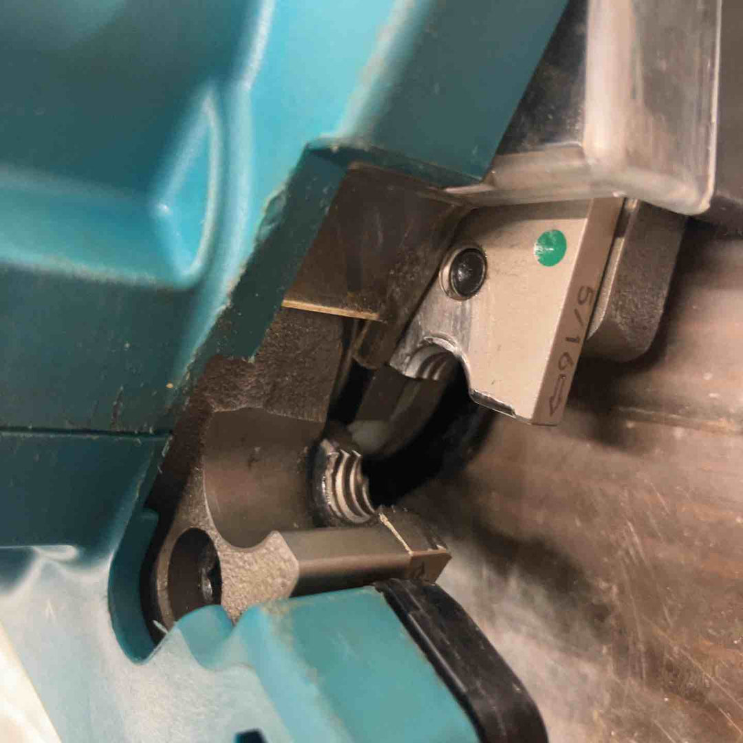 ★マキタ(makita) コードレス全ネジカッター SC102DZK【戸田店】