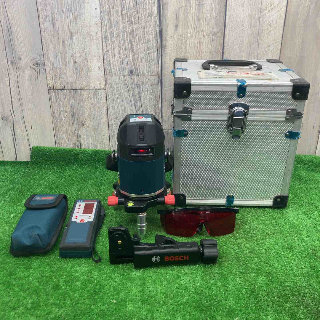 ◇ボッシュ(BOSCH) 電子整準方式 ・レーザー墨出し器 GLL8-40ELR【富山店】◇SC
