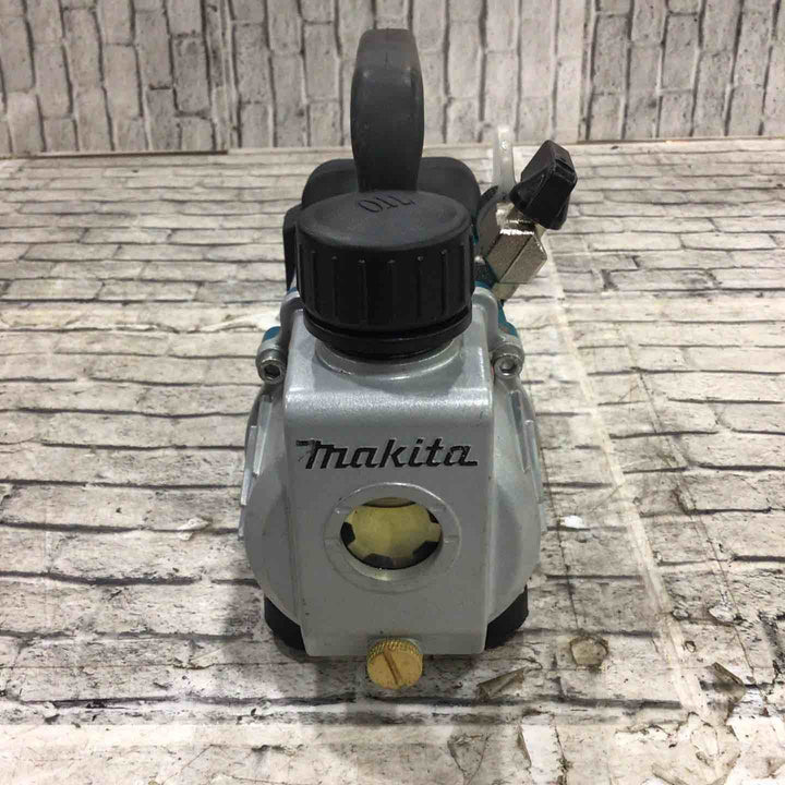 ☆マキタ(makita) コードレス真空ポンプ VP180DRG【川口店】