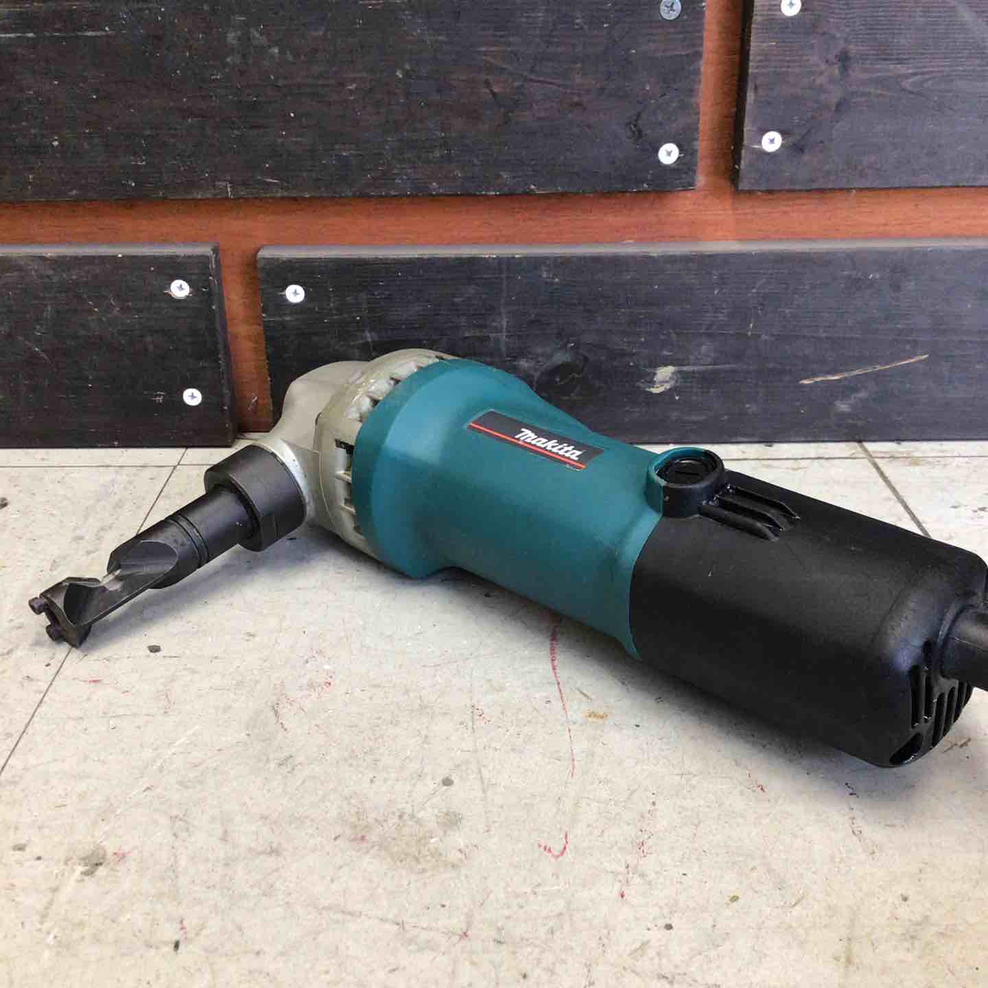 中古品】 マキタ/makita ニブラ JN1601 【鴻巣店】 – アクトツール
