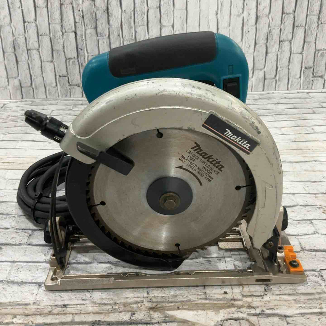 ◇マキタ(makita) 190mm丸ノコ 5832BA【川口店】