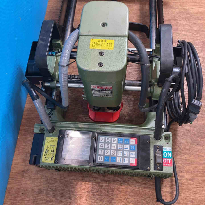 【店頭受取り限定】◇マキタ(makita) 全自動大入レルーター 2516C【岩槻店】