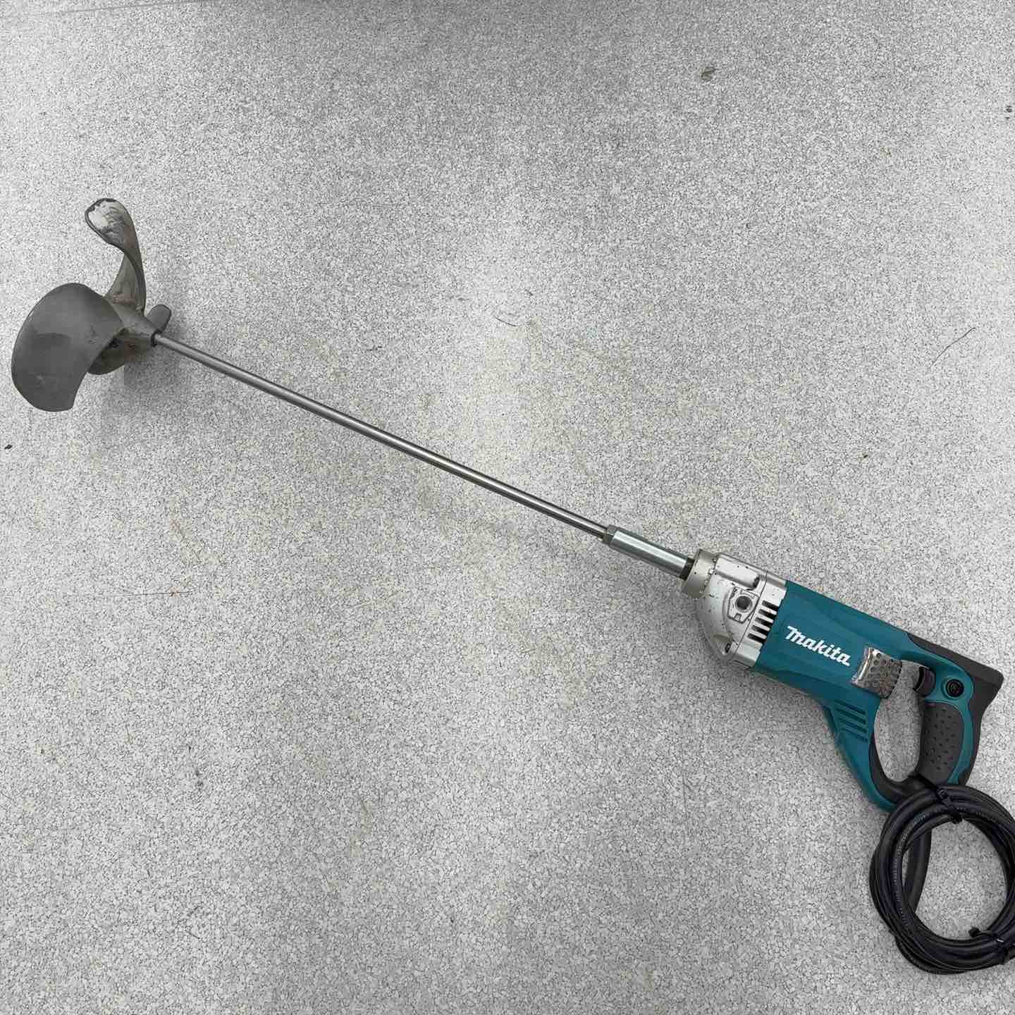 ☆マキタ(makita) かくはん機 UT2204【八潮店】 ☆マキタ(makita) かくはん機 UT2204【八潮店】 – アクトツール
