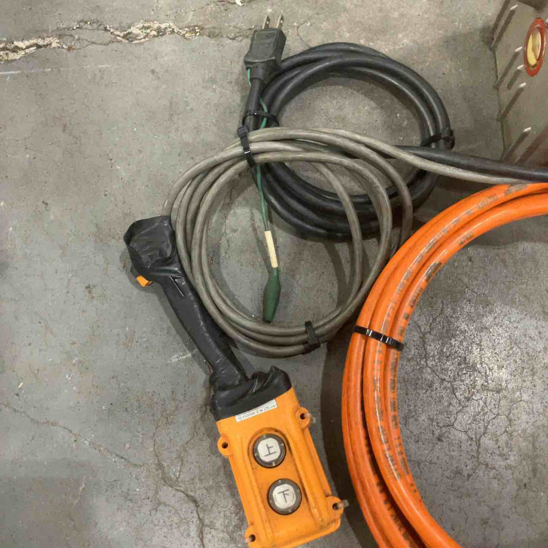 【店頭受取り限定】◇泉精器(IZUMI) 電動リモコン式油圧ポンプ R14E-F【川口店】