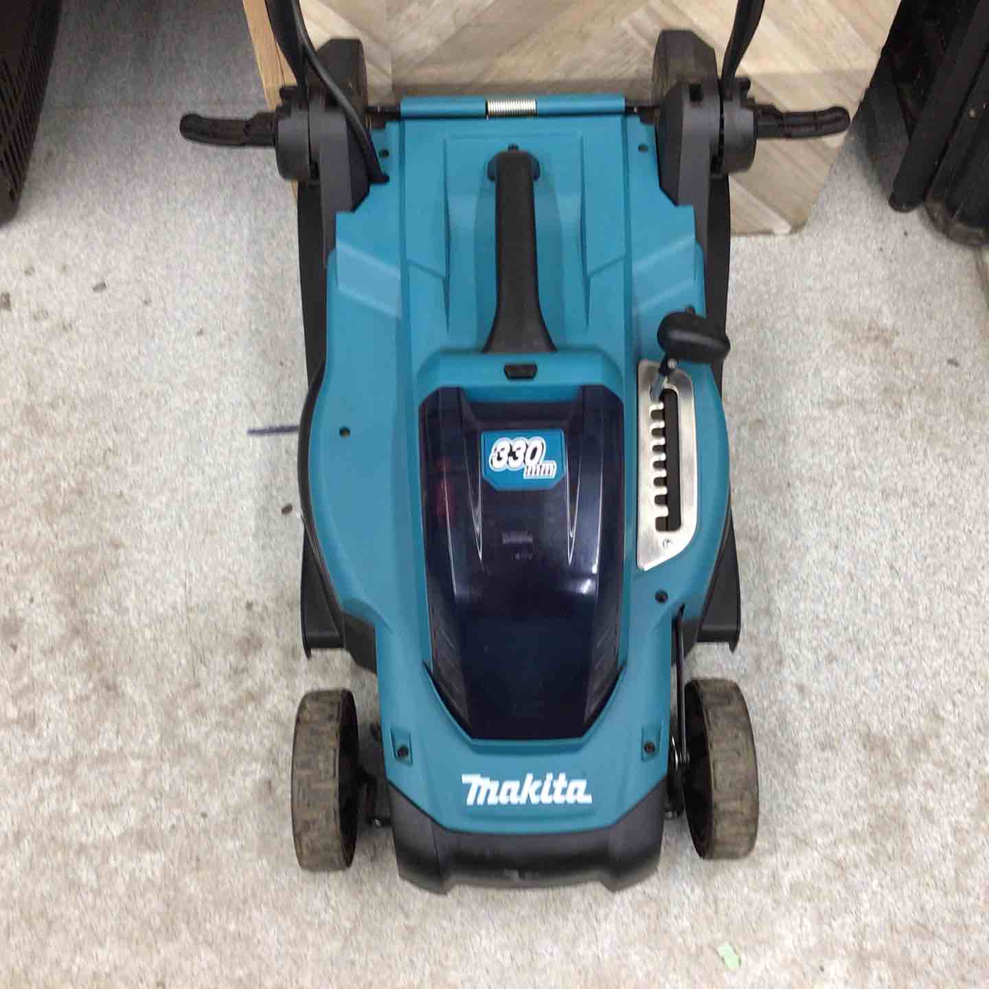 【SFU】makita MLM330DZ 330㎜充電式芝刈機【中古動作品】 中古品 店頭受取り限定】マキタ Makita 330ミリ充電式芝刈機 18V 本体
