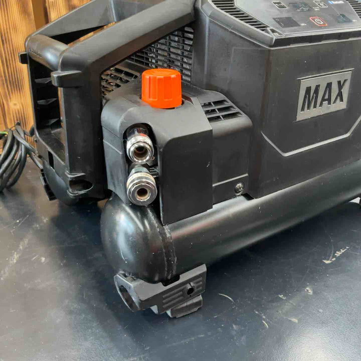 【中古品】 マックス(MAX) エアコンプレッサー AK-HH1310E_ブラック 【藤沢店】