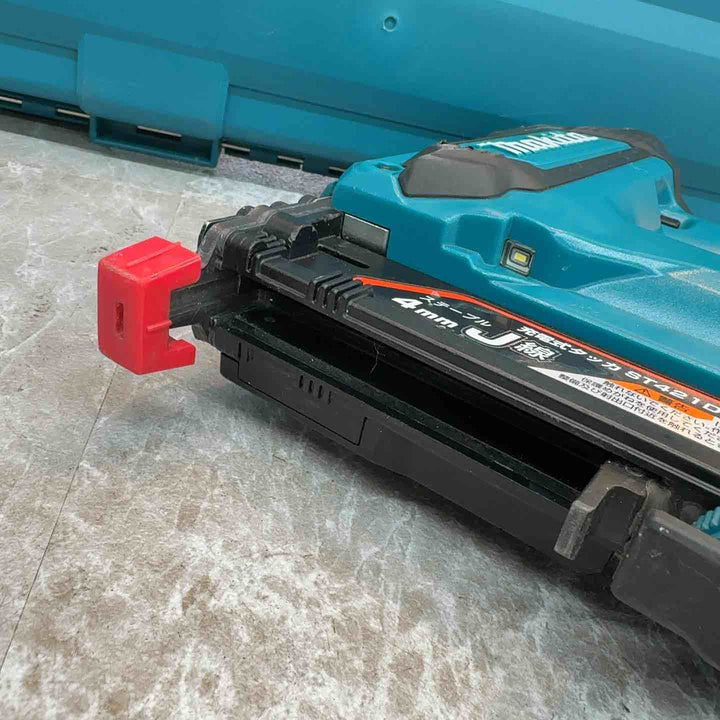 ★マキタ(makita) コードレスタッカー ST421DZK【八潮店】