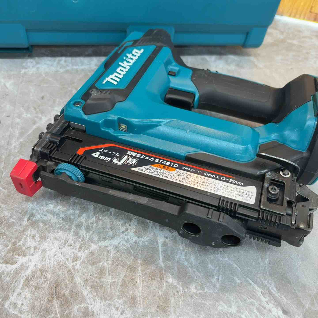 ★マキタ(makita) コードレスタッカー ST421DZK【八潮店】