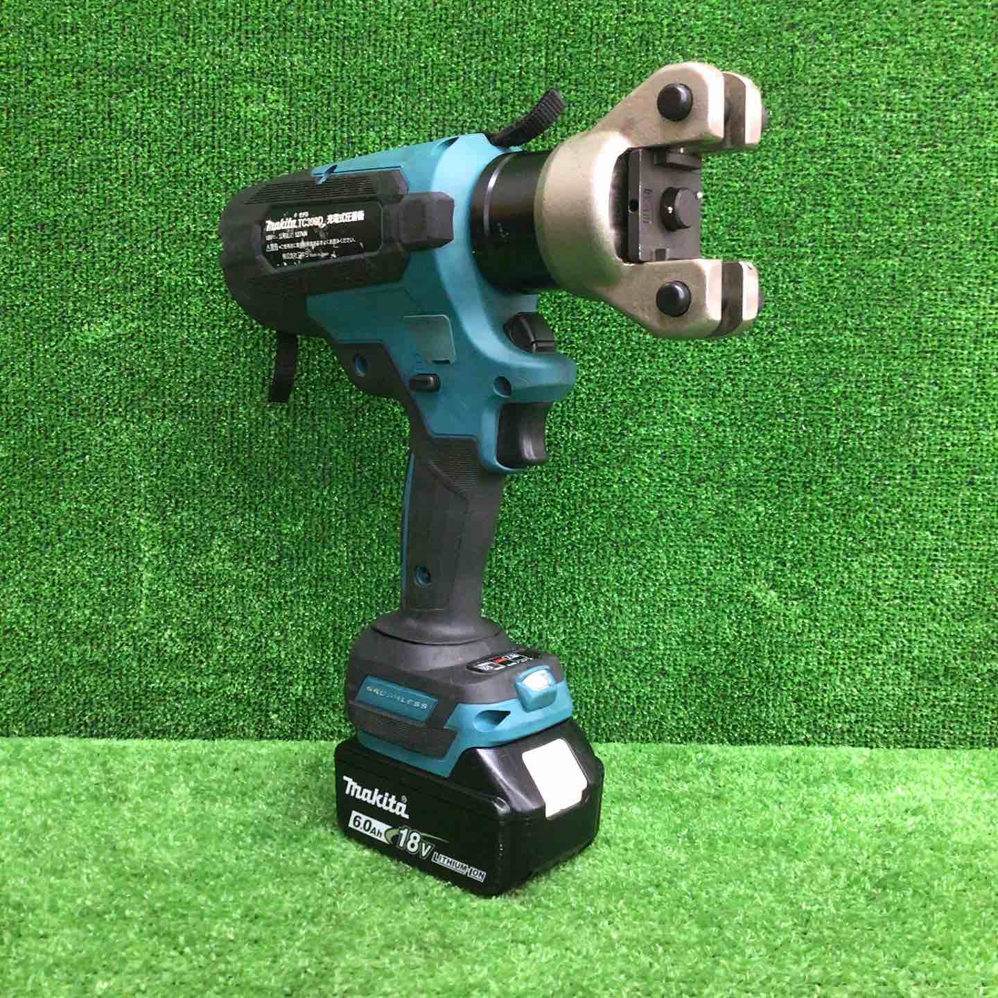 中古美品◇マキタ(Makita) 充電式圧着機 TC300DRG◇BY◇ITELEUQJ2OSQ マキタ 充電式圧着機 TC300DRGの中古 未使用品 《埼玉・川越》中古工具