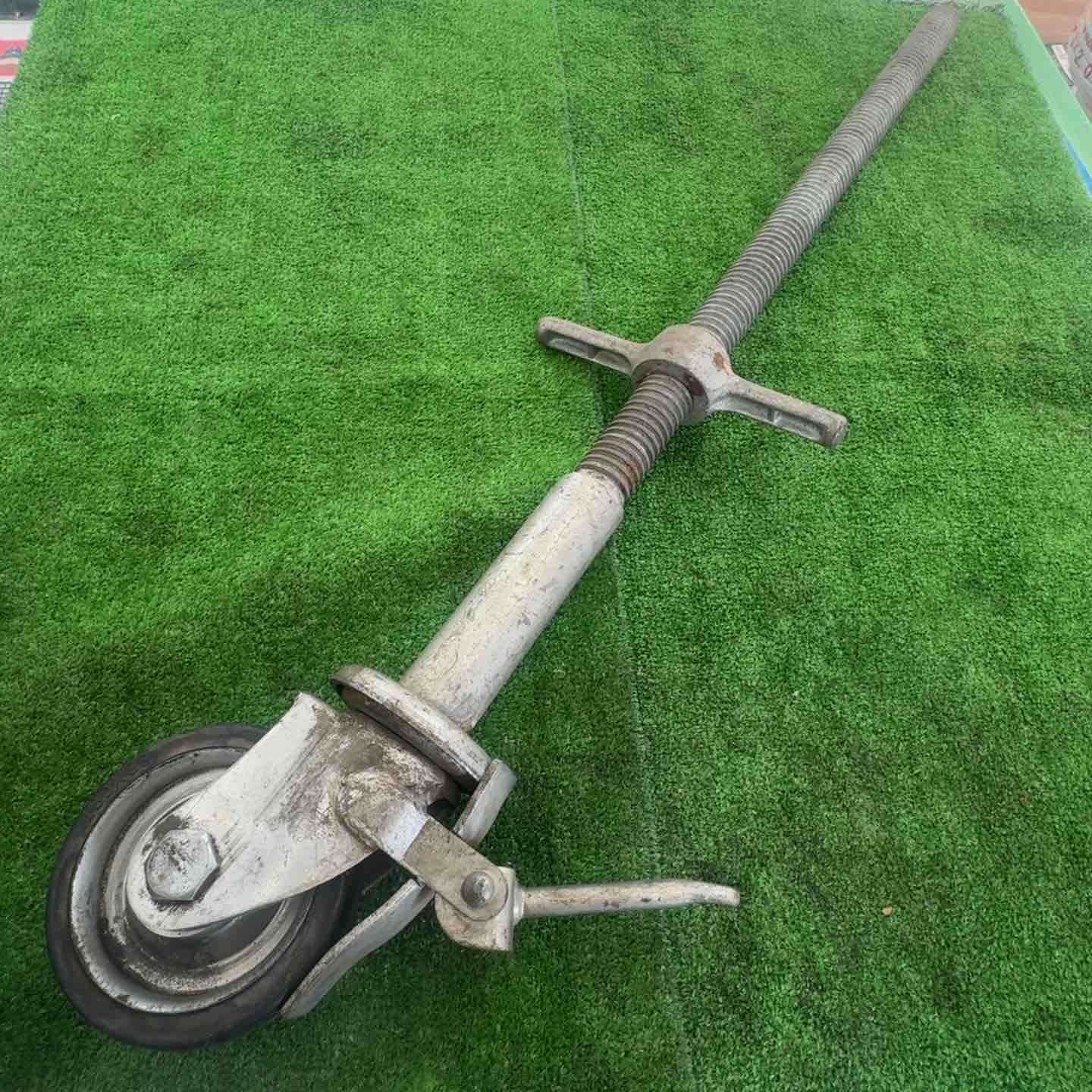 【中古】【動作OK】【店頭引取限定】ローリングタワー用キャスター ４本セット　9,680円（税込）8874 中古】 ローリングタワー用キャスター 4点セット ジャッキ付き