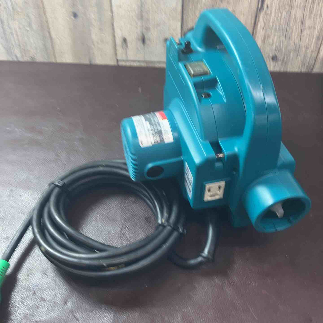 【中古品】★マキタ(makita) 小型集じん機 乾式 450(P)【東大和店】