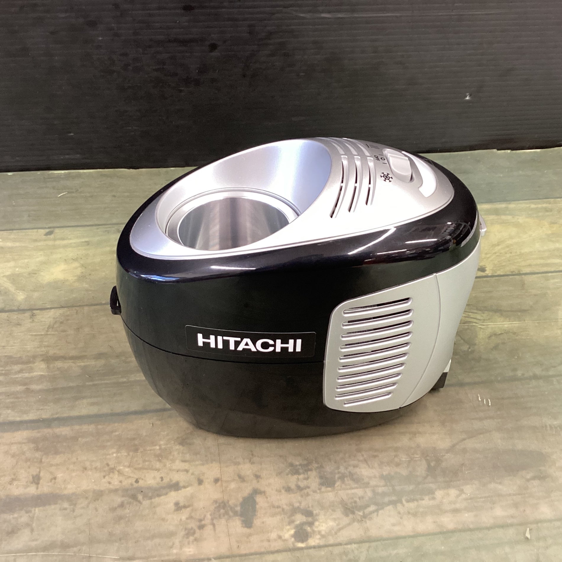 未使用品】〇ハイコーキ(HIKOKI ※旧:日立工機) コードレス冷温ホルダ