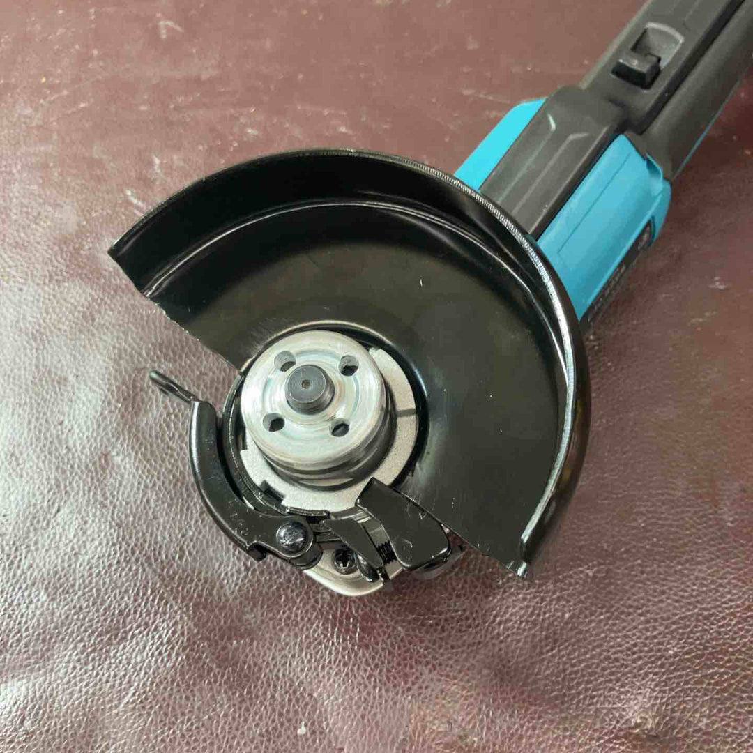 【中古品】マキタ(makita) 100mmコードレスディスクグラインダ GA418DRGX  18V フルセット+バッテリー1個【東大和店】