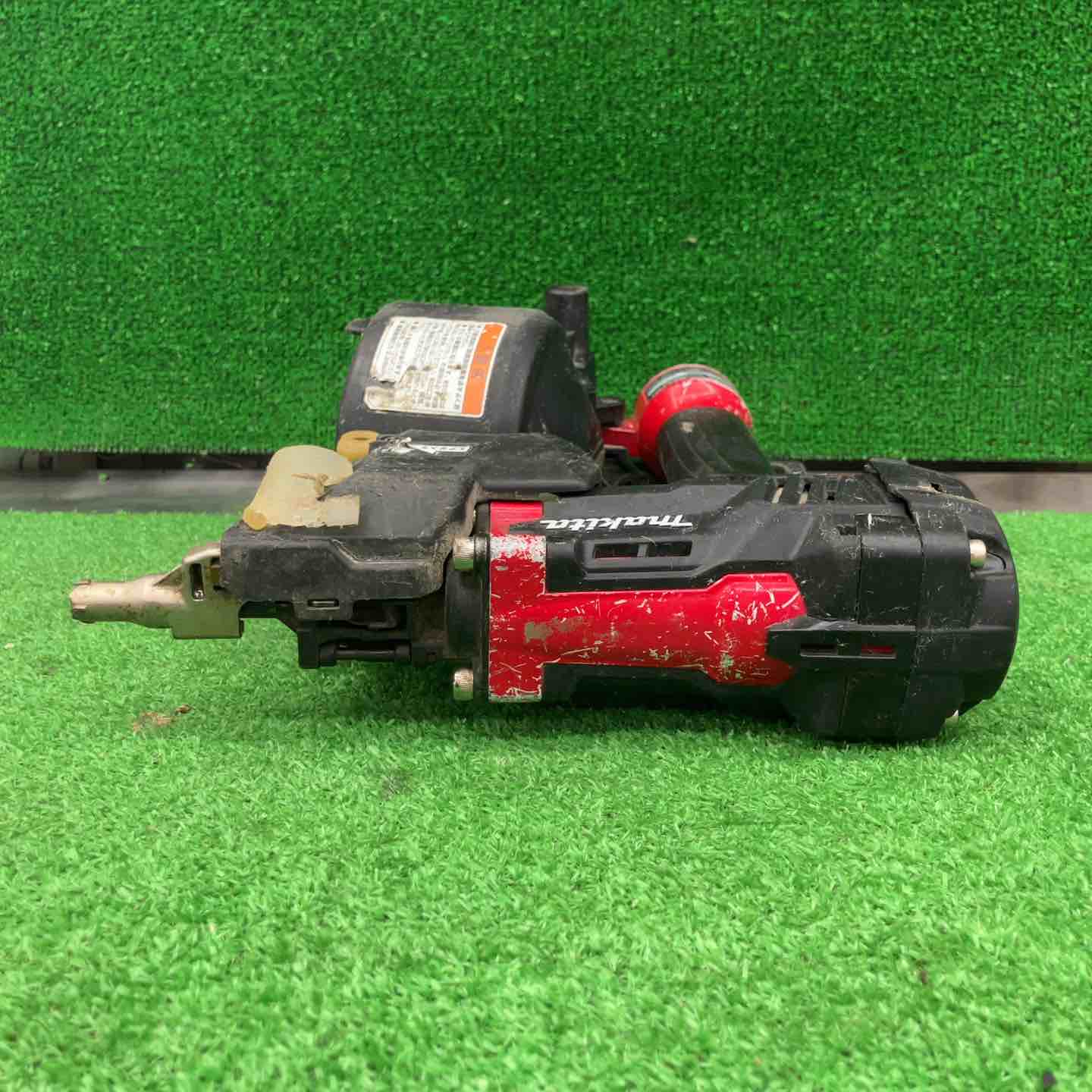 中古】 マキタ makita 高圧 エア釘打ち機 AN534H 赤 N50対応 【桶川店