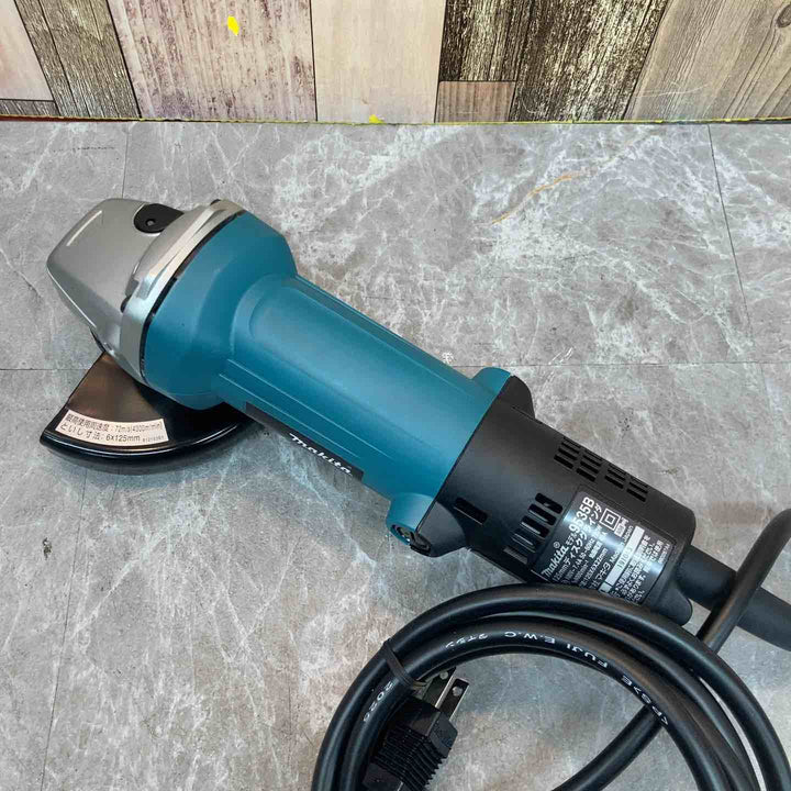 ☆マキタ(makita) 125mm ディスクグラインダ 9535B【八潮店】