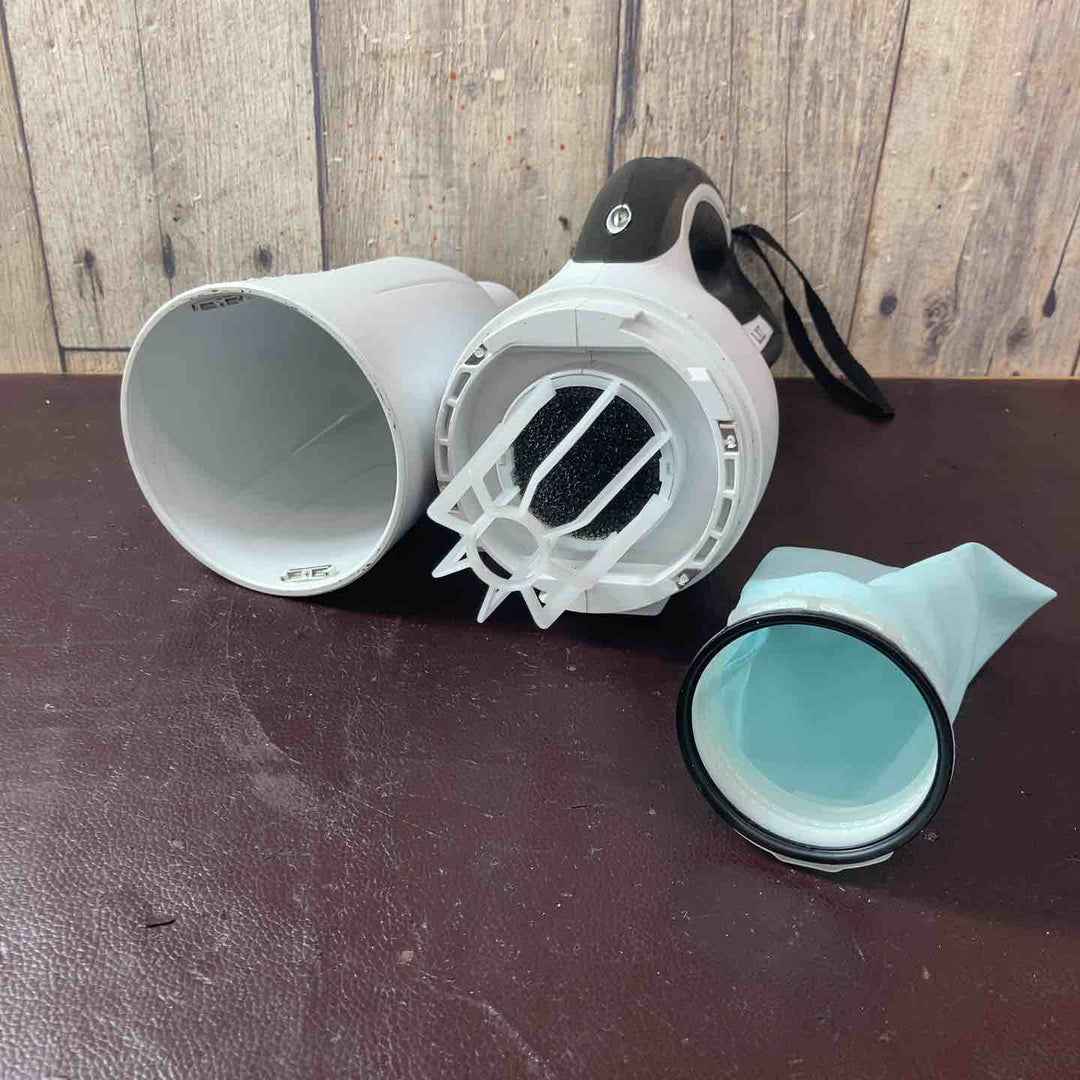 【中古品】◇マキタ(makita) コードレスクリーナー CL281FDZCW【東大和店】