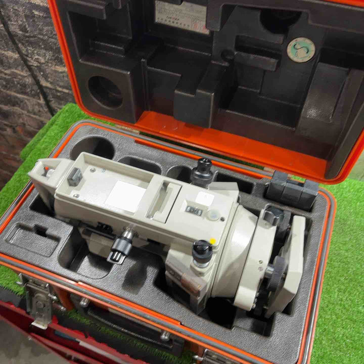 ◇ソキア(SOKKIA) デジタルセオドライト(トランシット) DT5S 未校正【川口店】