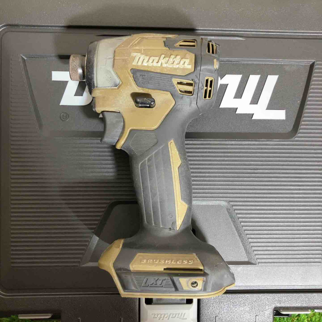 ★マキタ(makita) コードレスインパクトドライバー TD173DRGXO　充電回数5回、2回【戸田店】