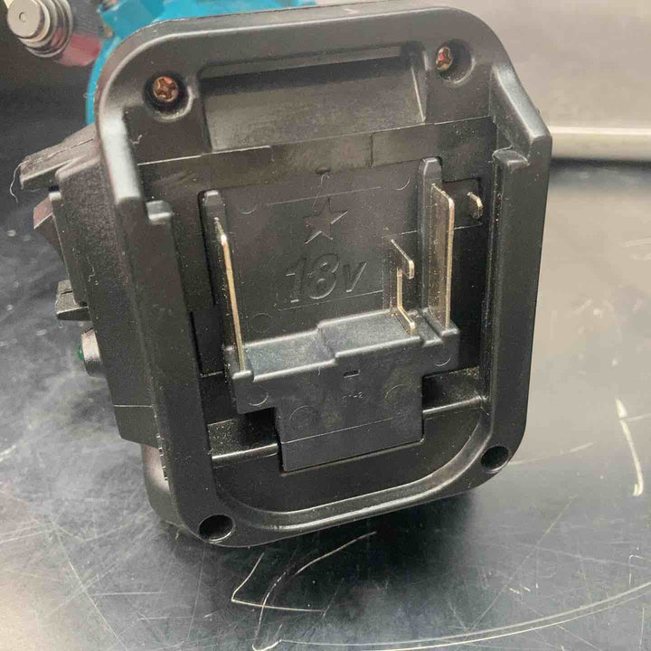 ★マキタ(makita) コードレス真空ポンプ VP180DZ【川越店】