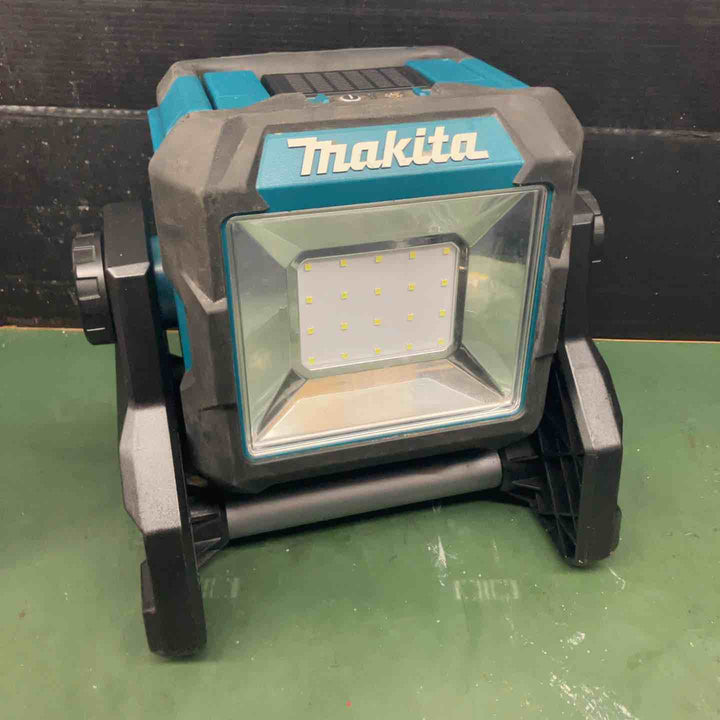 ◇マキタ(makita) コードレススタンドライト 40Vmax ML003G 青【戸田店】
