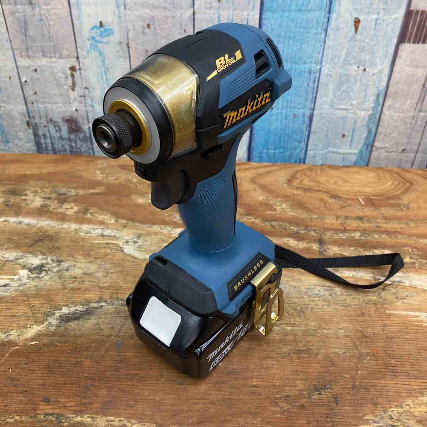 ★マキタ(makita) コードレスインパクトドライバー TD173DGXPB LXT20周年記念限定カラー  プレミアムブルー【柏店】 ☆マキタ(makita) コードレスインパクトドライバー TD173DGXPB LXT20