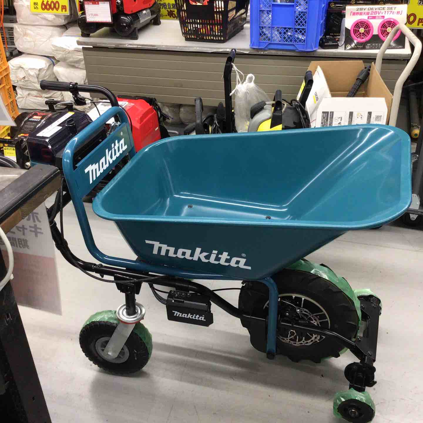 中古】 【動作OK】 【店頭引取限定】MAKITA(マキタ)充電式運搬車 中古】 【動作OK】 【店頭引取限定】MAKITA(マキタ)充電式運搬車
