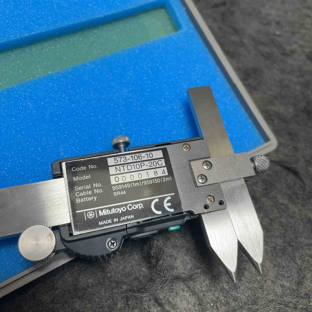 ミツトヨ デジマチックノギス 573-118-10 NTD10B-P20C【桶川店】