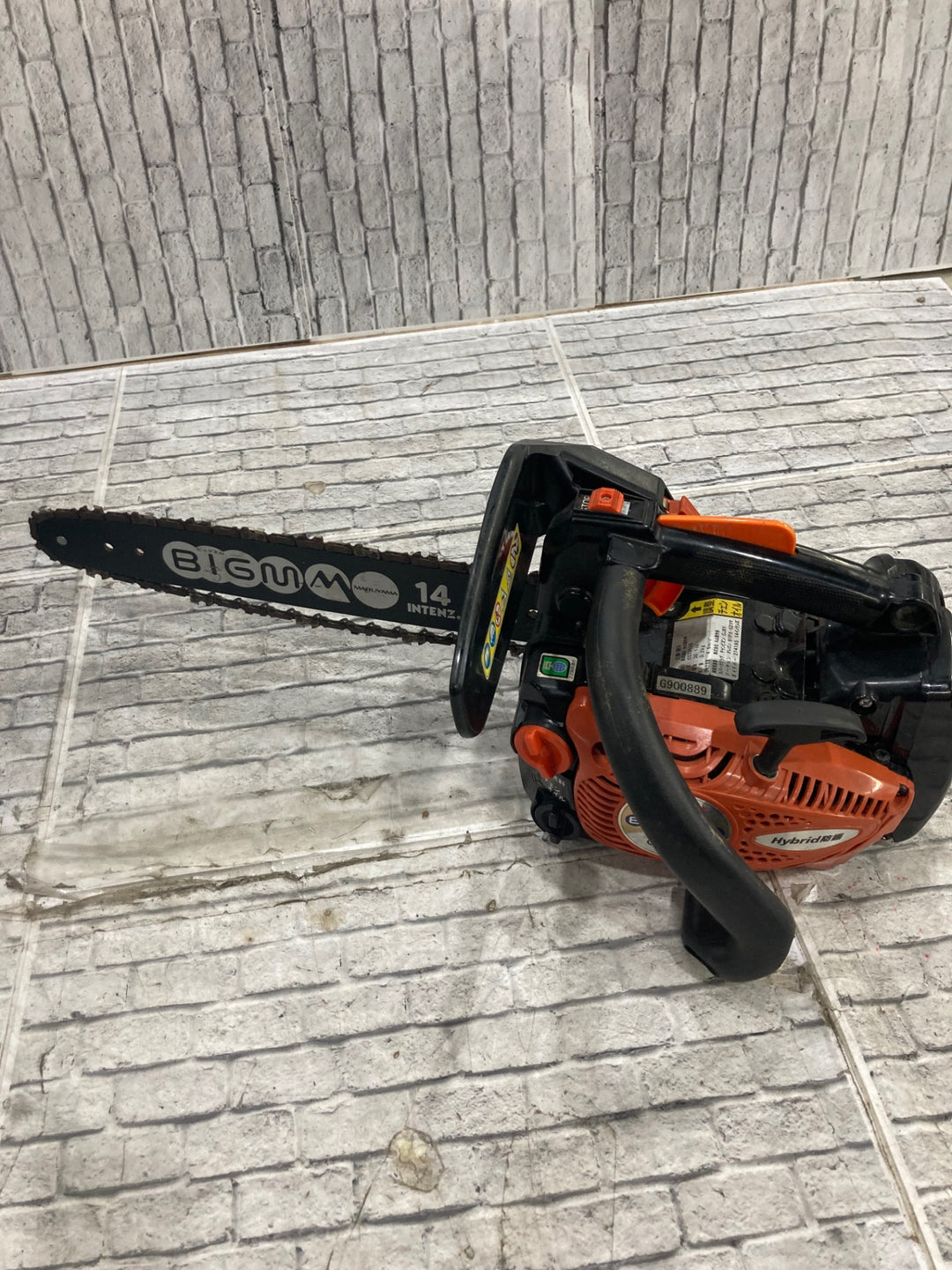 〇丸山　エンジンチェーンソー　CST311S　バーサイズ：インテンズバー 350mm 燃料タンク容量：0.24L【川口店】
