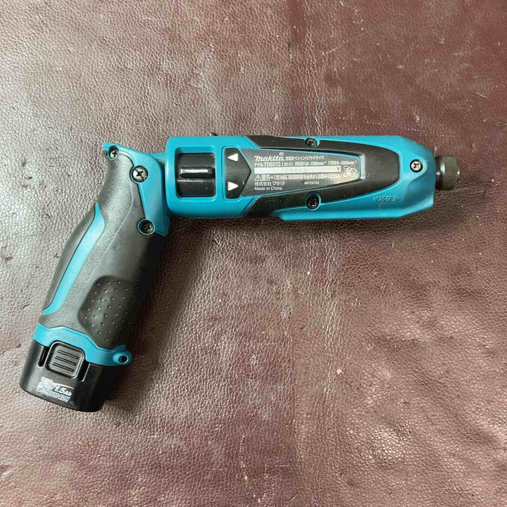 【中古品】 マキタ(makita) コードレスペンインパクトドライバ TD021DSHSP 【東大和店】
