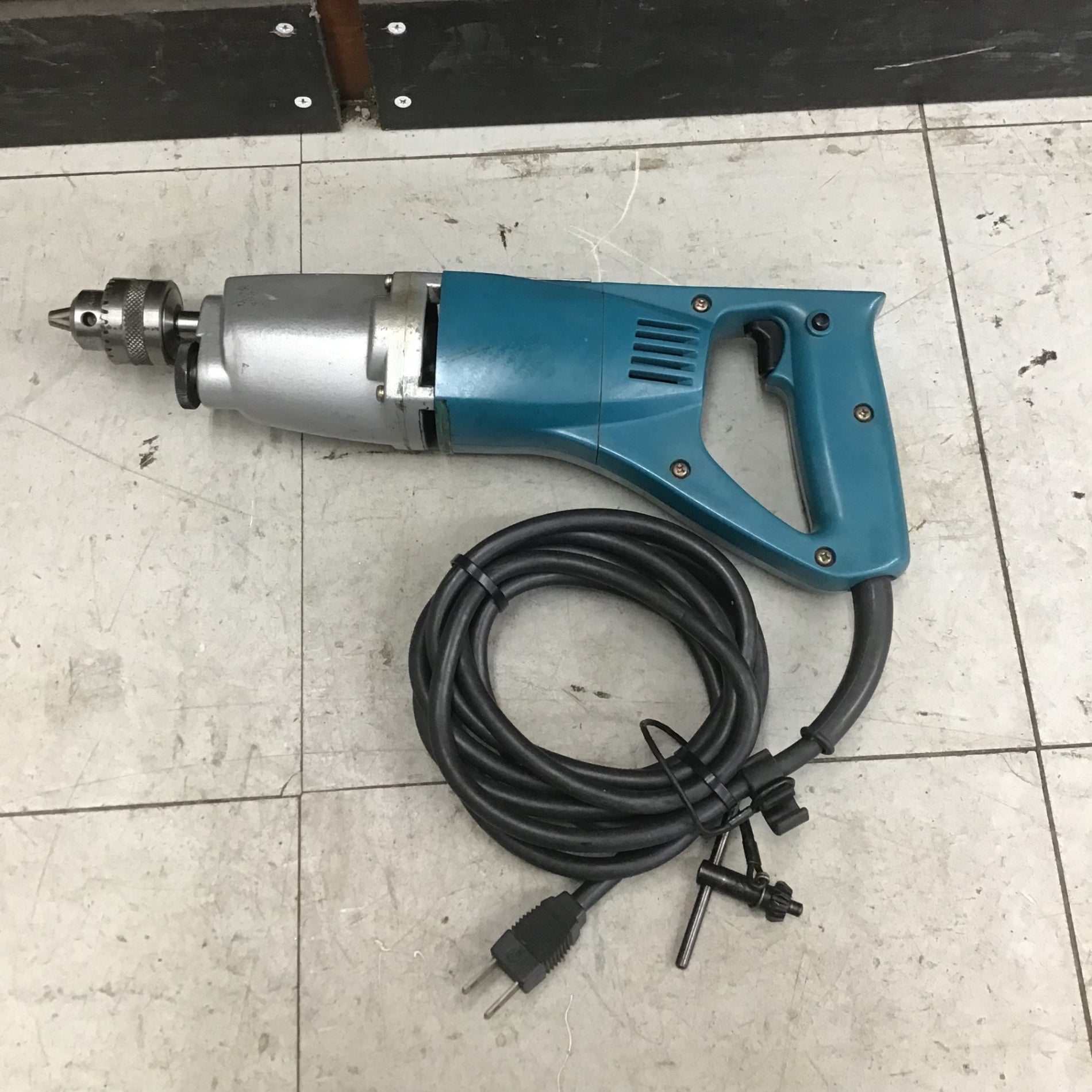 現状品】 マキタ/makita タッパ 6806B 【鴻巣店】 – アクト