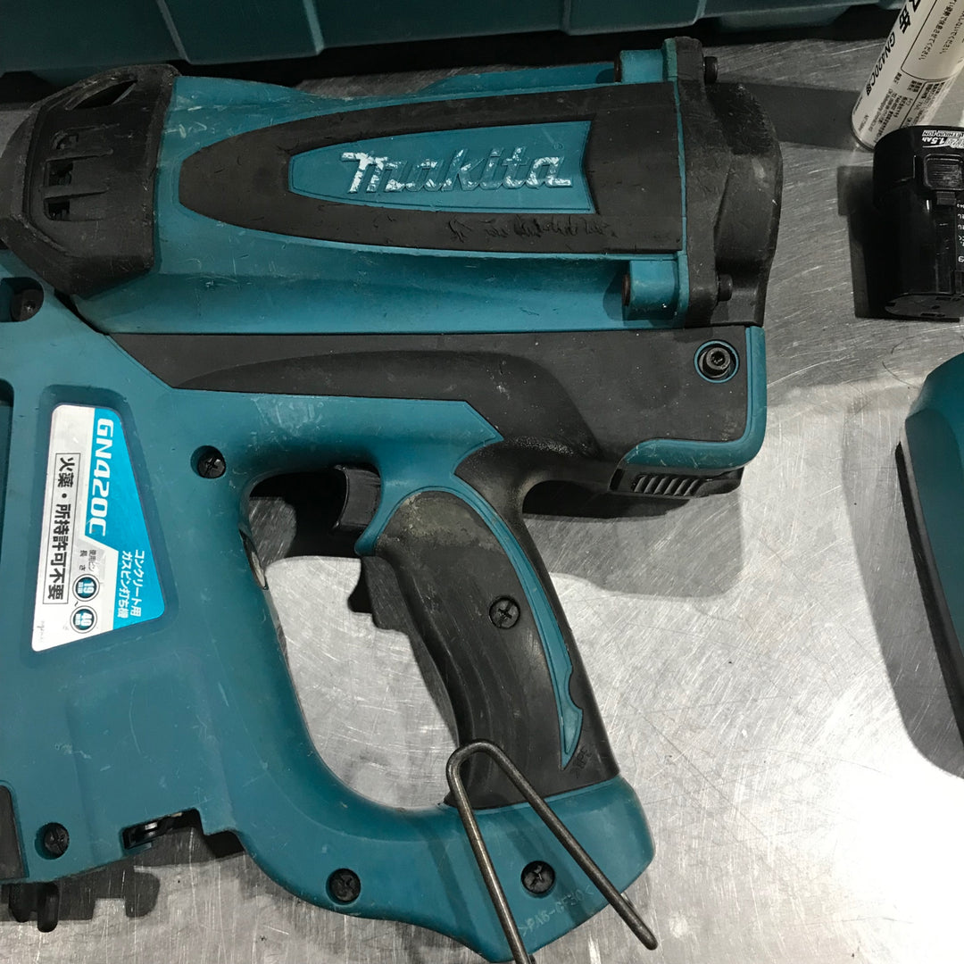 ★マキタ(makita) コードレスコンクリート用ガスピン打ち機 GN420C【川口店】